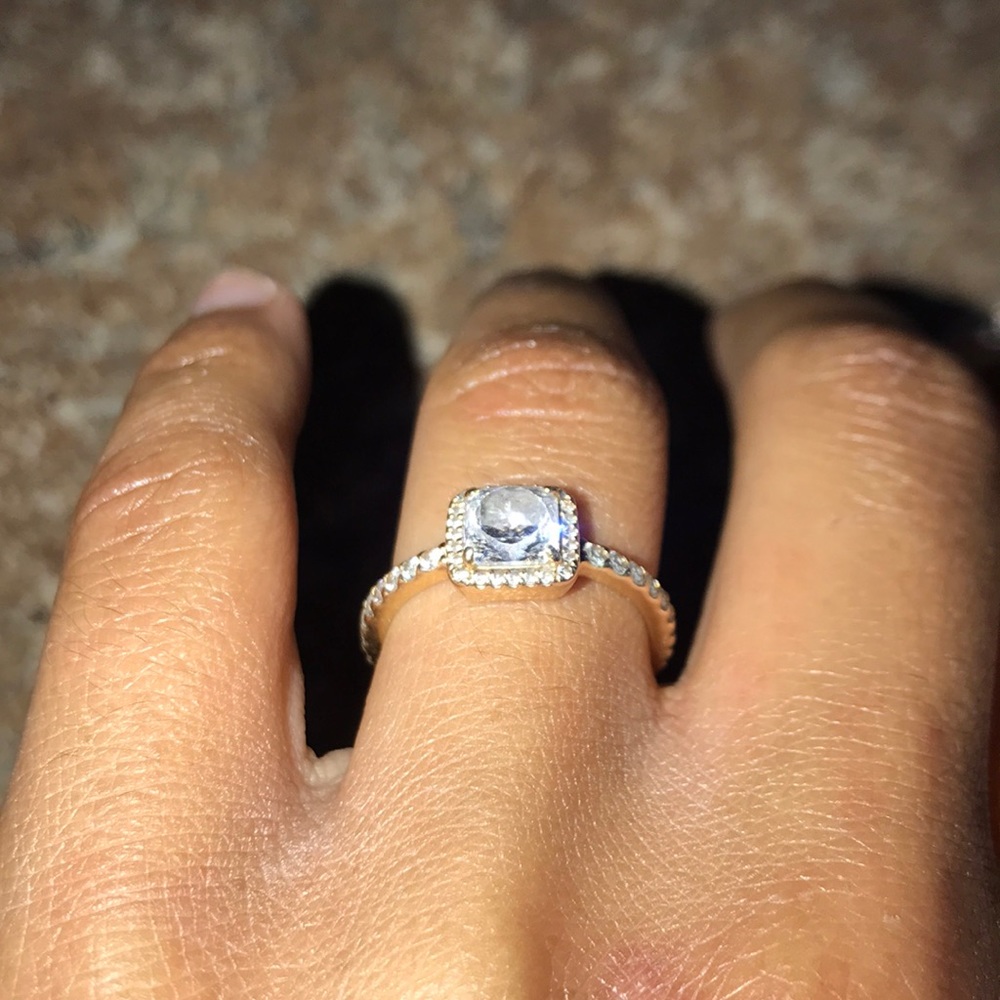 Pandora ring